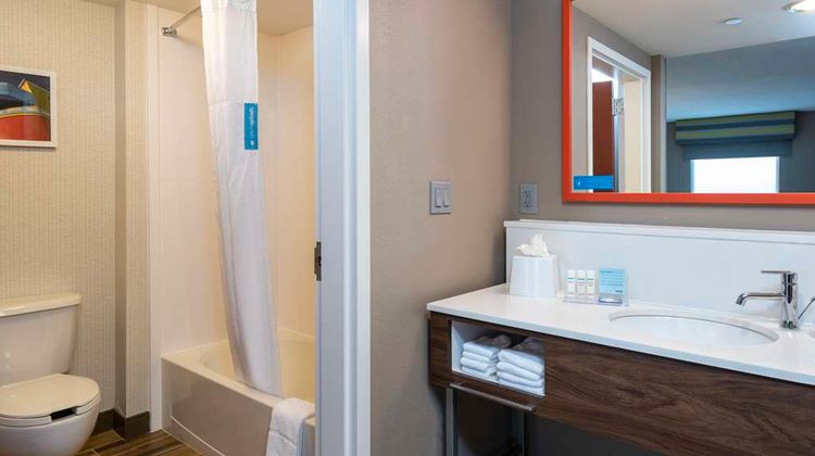 Hampton Inn & Suites Fort Myers-Colonial Room