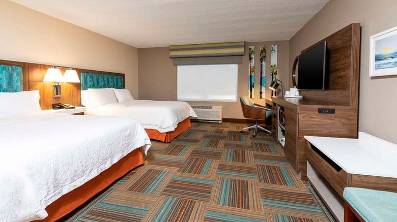 <b>Hampton Inn & Suites Fort Myers-Colonial Room</b>. Images powered by <a href="https://iceportal.shijigroup.com/" title="IcePortal" target="_blank">IcePortal</a>.