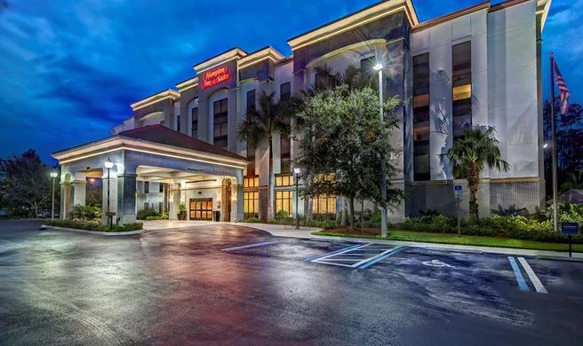 Hampton Inn & Suites Fort Myers-Estero Exterior