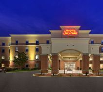 Hampton Inn & Suites Flint/Grand Blanc Exterior