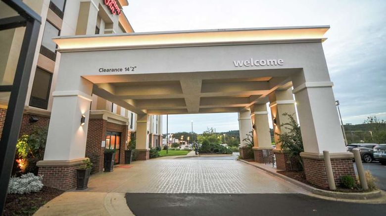 <b>Hampton Inn Fort Payne Exterior</b>. Images powered by <a href="https://iceportal.shijigroup.com/" title="IcePortal" target="_blank">IcePortal</a>.
