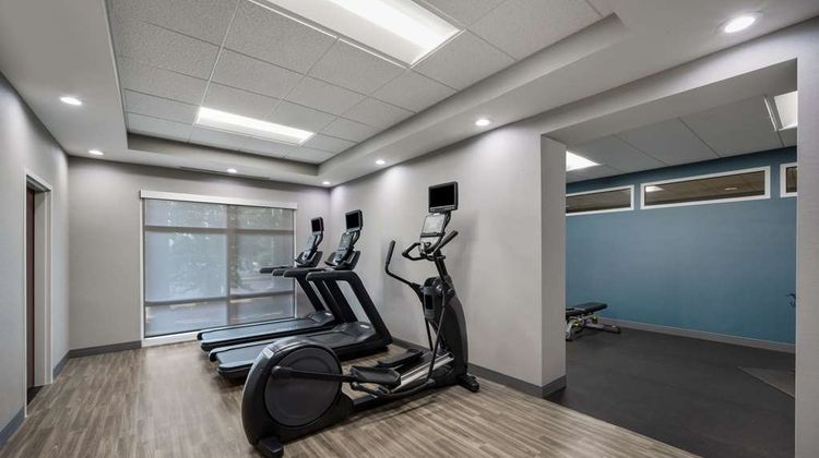 Hampton Inn & Suites Fredericksburg Health
