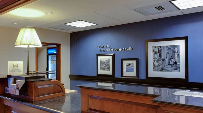 <b>Hampton Inn & Sts Fredericksburg South Lobby</b>. Images powered by <a href="https://iceportal.shijigroup.com/" title="IcePortal" target="_blank">IcePortal</a>.