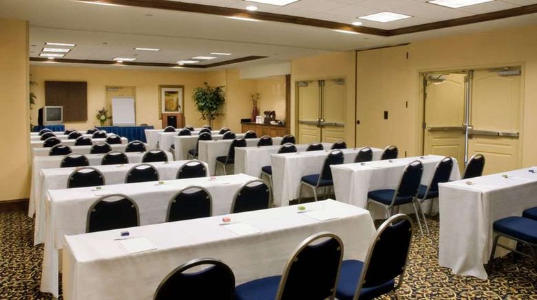 <b>Hampton Inn & Sts Fredericksburg South Meeting</b>. Images powered by <a href="https://iceportal.shijigroup.com/" title="IcePortal" target="_blank">IcePortal</a>.