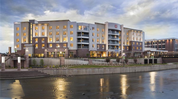 Hilton Garden Inn Sioux Falls Downtown Exterior