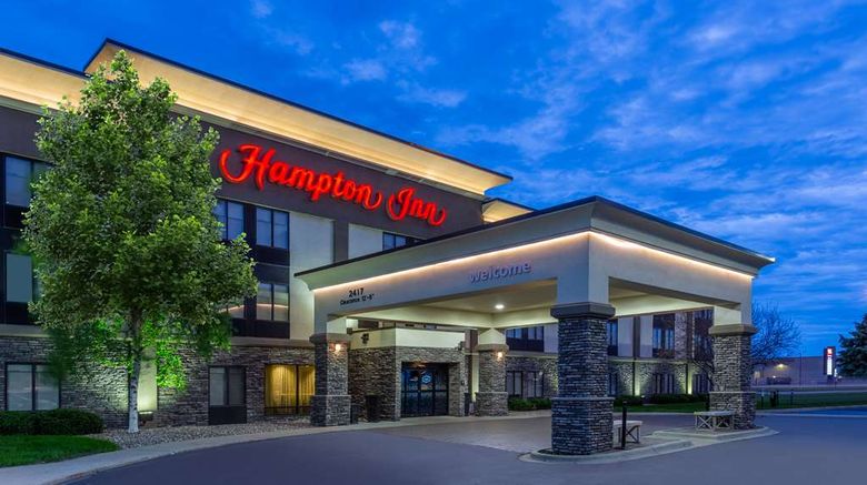 <b>Hampton Inn Sioux Falls Exterior</b>. Images powered by <a href="https://iceportal.shijigroup.com/" title="IcePortal" target="_blank">IcePortal</a>.