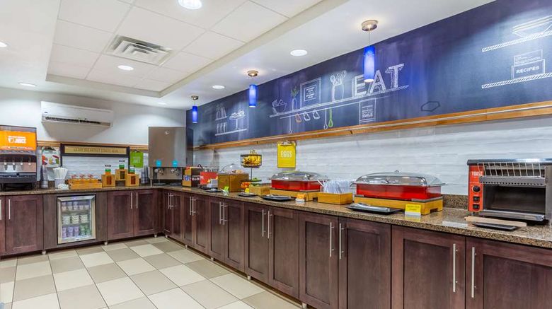 <b>Hampton Inn Sioux Falls Restaurant</b>. Images powered by <a href="https://iceportal.shijigroup.com/" title="IcePortal" target="_blank">IcePortal</a>.