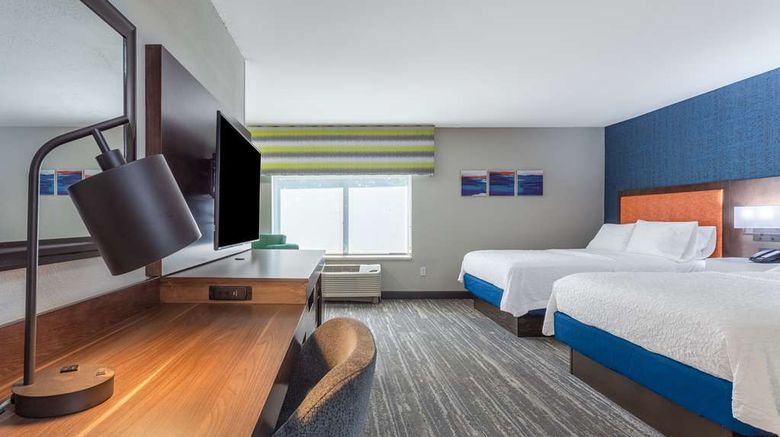 <b>Hampton Inn Sioux Falls Room</b>. Images powered by <a href="https://iceportal.shijigroup.com/" title="IcePortal" target="_blank">IcePortal</a>.