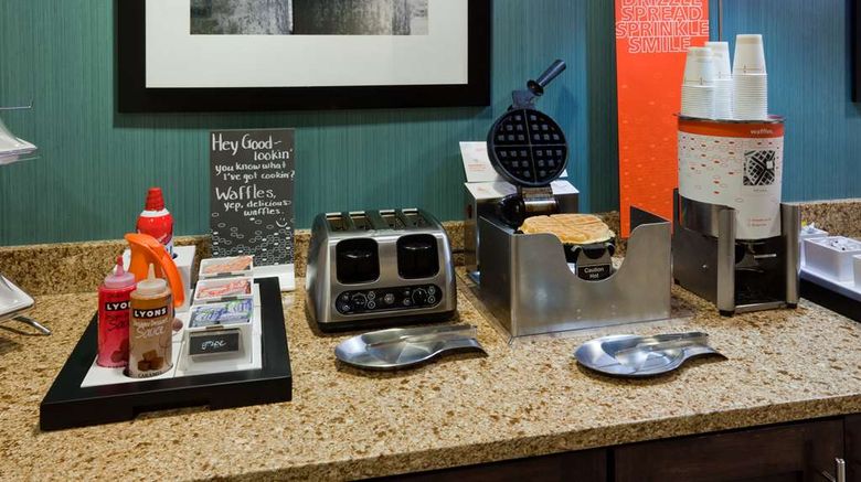 <b>Hampton Inn of North Sioux City Restaurant</b>. Images powered by <a href="https://iceportal.shijigroup.com/" title="IcePortal" target="_blank">IcePortal</a>.