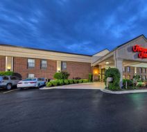 Hampton Inn Clarksville Exterior