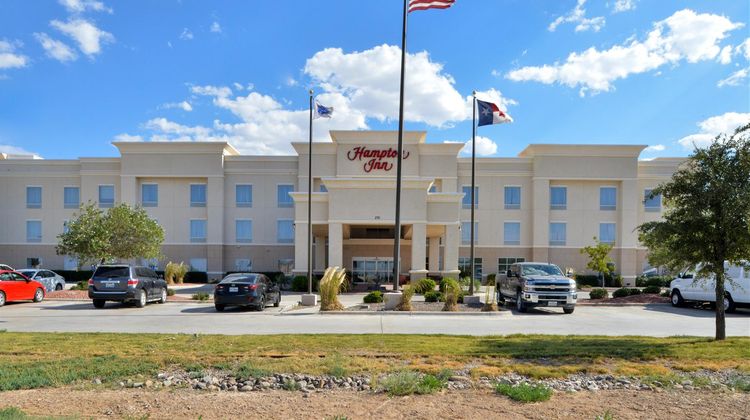 Hampton Inn Pecos Exterior