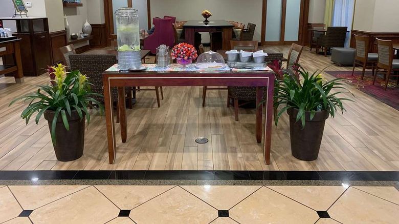 <b>Hampton Inn Fort Stockton Restaurant</b>. Images powered by <a href="https://iceportal.shijigroup.com/" title="IcePortal" target="_blank">IcePortal</a>.