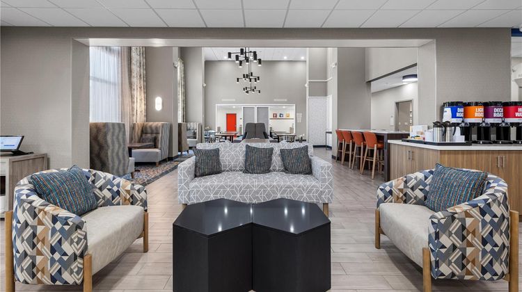 Hampton Inn & Suites Ft Pierce Lobby