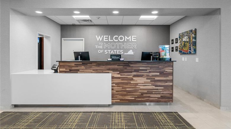<b>Hampton Inn Front Royal Lobby</b>. Images powered by <a href="https://iceportal.shijigroup.com/" title="IcePortal" target="_blank">IcePortal</a>.