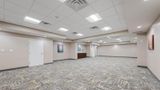 <b>Hampton Inn Front Royal Meeting</b>. Images powered by <a href="https://iceportal.shijigroup.com/" title="IcePortal" target="_blank">IcePortal</a>.