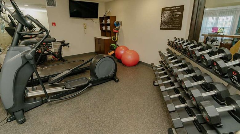 <b>Homewood Suites by Hilton Bedford Health</b>. Images powered by <a href="https://iceportal.shijigroup.com/" title="IcePortal" target="_blank">IcePortal</a>.