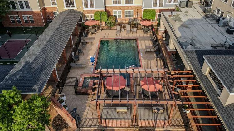 Homewood Suites by Hilton Bedford Pool