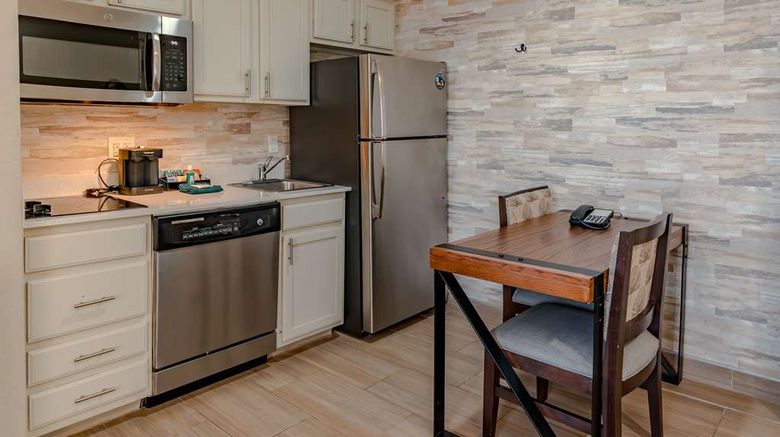 <b>Homewood Suites by Hilton Bedford Other</b>. Images powered by <a href="https://iceportal.shijigroup.com/" title="IcePortal" target="_blank">IcePortal</a>.