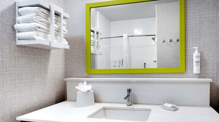 Hampton Inn & Suites Burleson Room