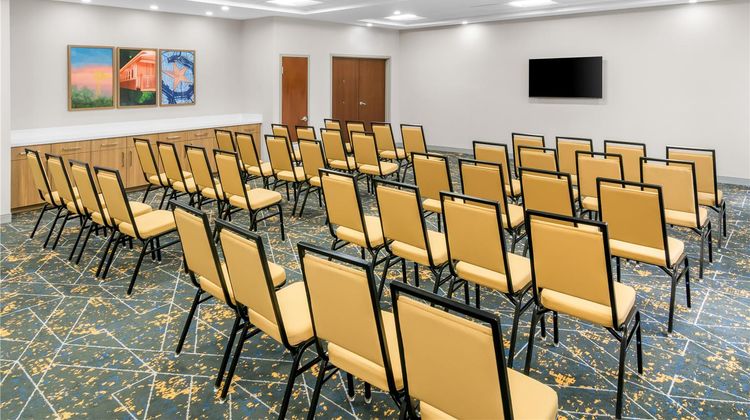 Hampton Inn & Suites Forest Hill Meeting