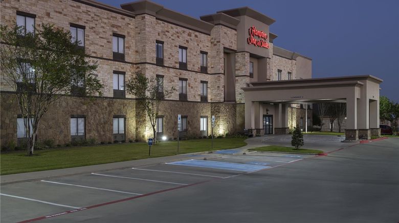 <b>Hampton Inn & Suites Mansfield Exterior</b>. Images powered by <a href="https://iceportal.shijigroup.com/" title="IcePortal" target="_blank">IcePortal</a>.
