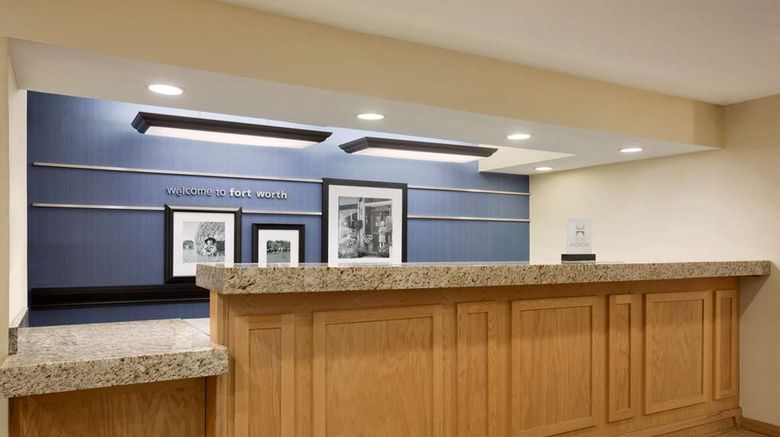 <b>Hampton Inn Fort Worth SW Cityview Lobby</b>. Images powered by <a href="https://iceportal.shijigroup.com/" title="IcePortal" target="_blank">IcePortal</a>.