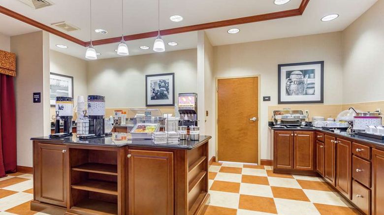 <b>Hampton Inn Auburn Restaurant</b>. Images powered by <a href="https://iceportal.shijigroup.com/" title="IcePortal" target="_blank">IcePortal</a>.
