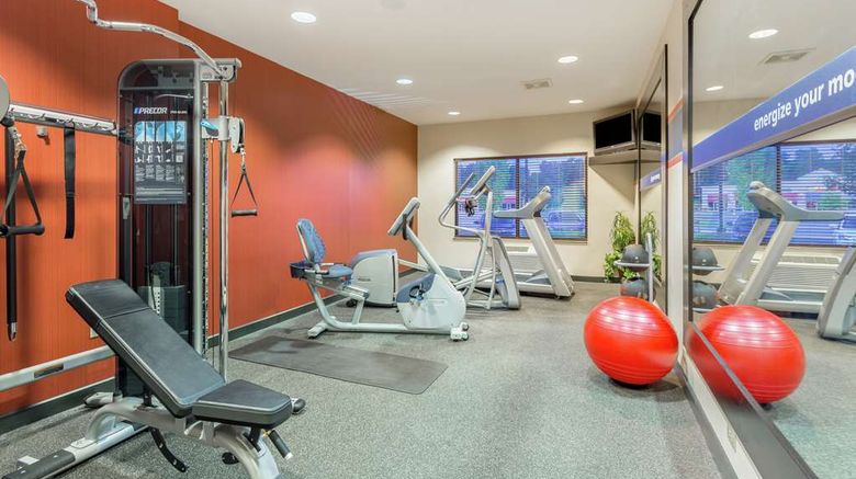 <b>Hampton Inn Auburn Health</b>. Images powered by <a href="https://iceportal.shijigroup.com/" title="IcePortal" target="_blank">IcePortal</a>.