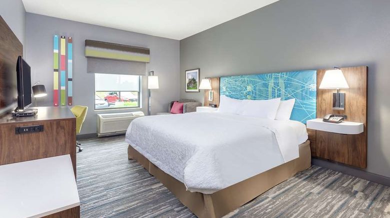 <b>Hampton Inn Auburn Room</b>. Images powered by <a href="https://iceportal.shijigroup.com/" title="IcePortal" target="_blank">IcePortal</a>.