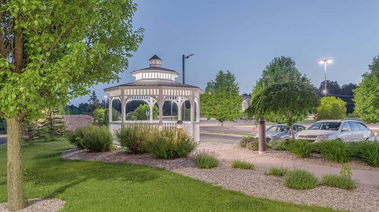 <b>Hampton Inn Auburn Exterior</b>. Images powered by <a href="https://iceportal.shijigroup.com/" title="IcePortal" target="_blank">IcePortal</a>.