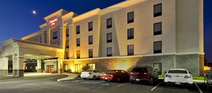 Hampton Inn Dupont Exterior