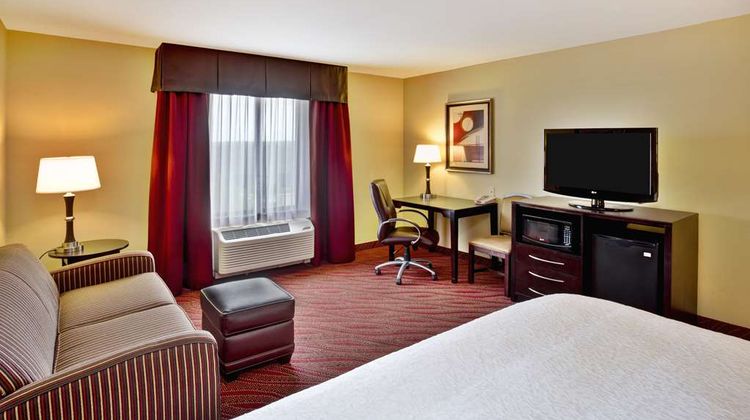 Hampton Inn Dupont Room