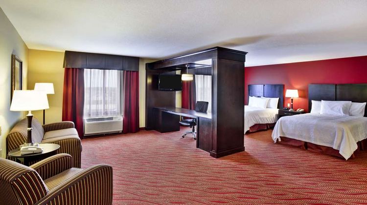 Hampton Inn Dupont Room