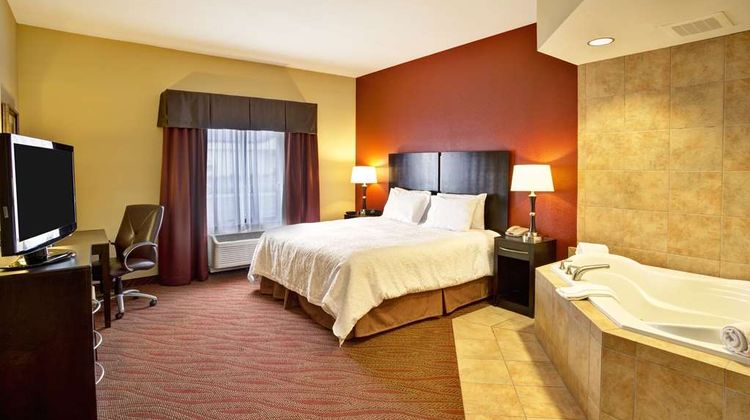 Hampton Inn Dupont Room