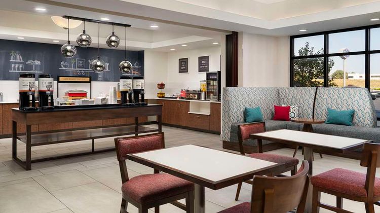 Hampton Inn Dupont Restaurant