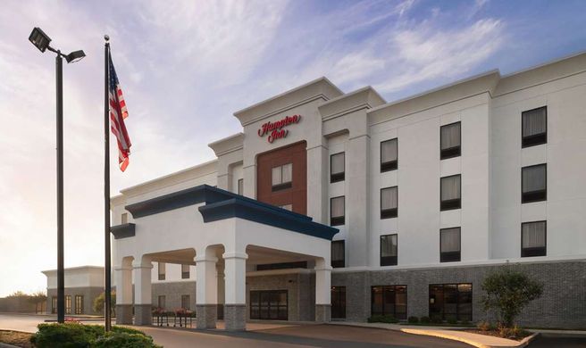 Hampton Inn Dupont Exterior