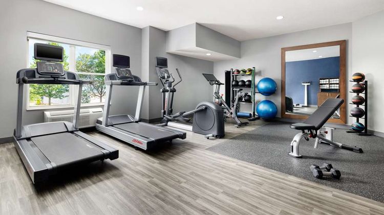 Hampton Inn & Suites Ft Wayne-North Health