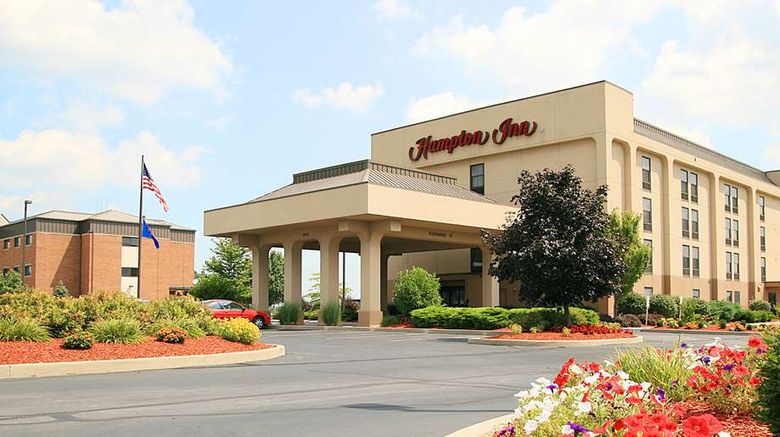 <b>Hampton Inn Ft Wayne Southwest Exterior</b>. Images powered by <a href="https://iceportal.shijigroup.com/" title="IcePortal" target="_blank">IcePortal</a>.