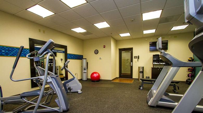 <b>Hampton Inn Fayetteville Health</b>. Images powered by <a href="https://iceportal.shijigroup.com/" title="IcePortal" target="_blank">IcePortal</a>.