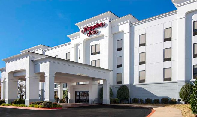 Hampton Inn Fayetteville Exterior