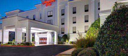 Hampton Inn Fayetteville Exterior