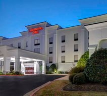 Hampton Inn Fayetteville Exterior