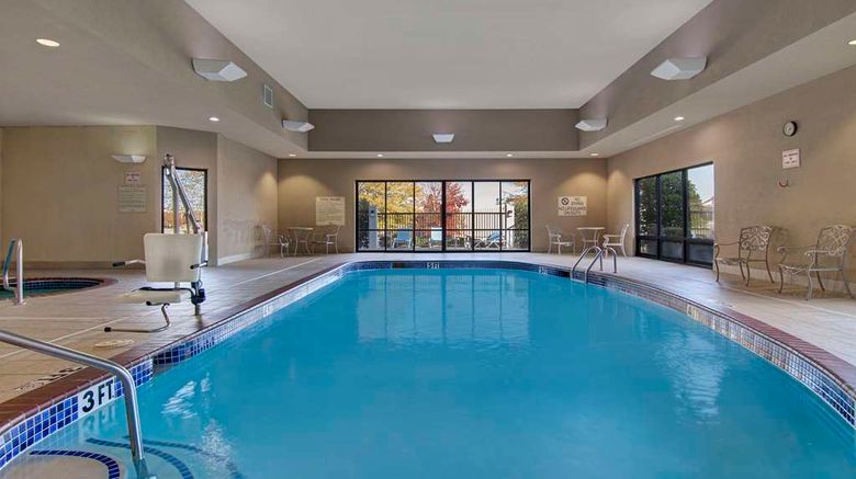 <b>Hampton Inn Fayetteville Pool</b>. Images powered by <a href="https://iceportal.shijigroup.com/" title="IcePortal" target="_blank">IcePortal</a>.