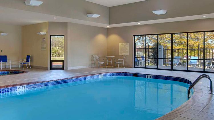 Hampton Inn Fayetteville Pool