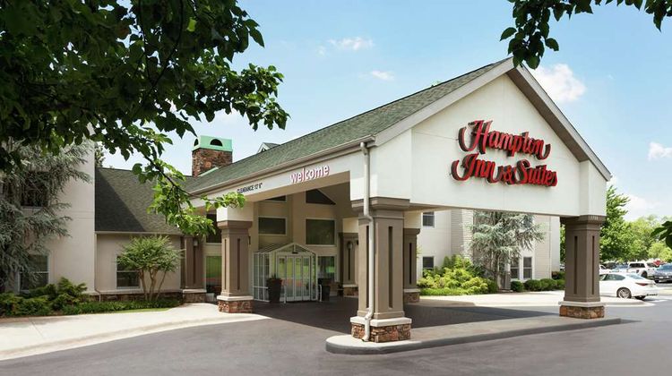 Hampton Inn & Suites Springdale Exterior
