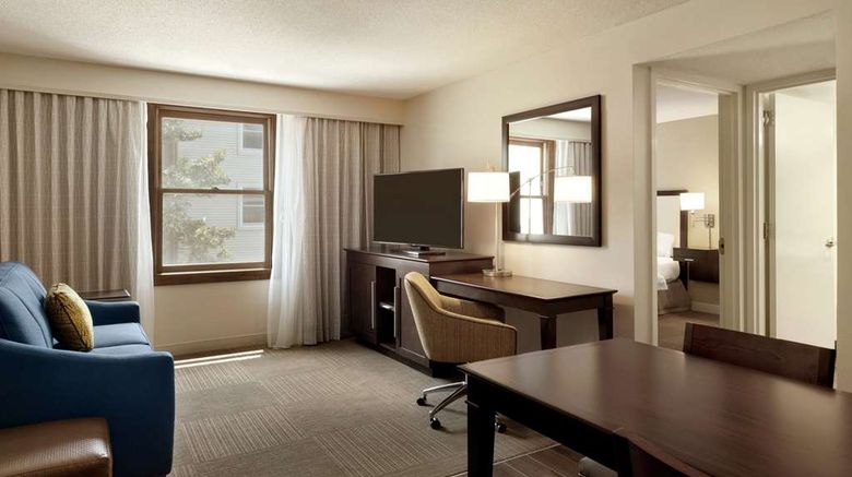 <b>Hampton Inn & Suites Springdale Room</b>. Images powered by <a href="https://iceportal.shijigroup.com/" title="IcePortal" target="_blank">IcePortal</a>.