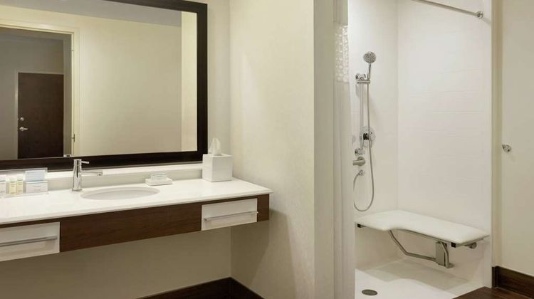 Hampton Inn & Suites Springdale Room
