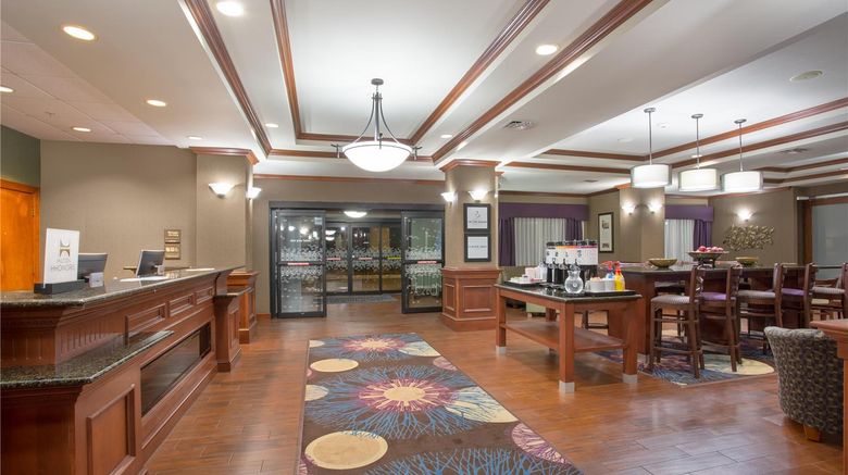 <b>Hampton Inn Siloam Springs Lobby</b>. Images powered by <a href="https://iceportal.shijigroup.com/" title="IcePortal" target="_blank">IcePortal</a>.