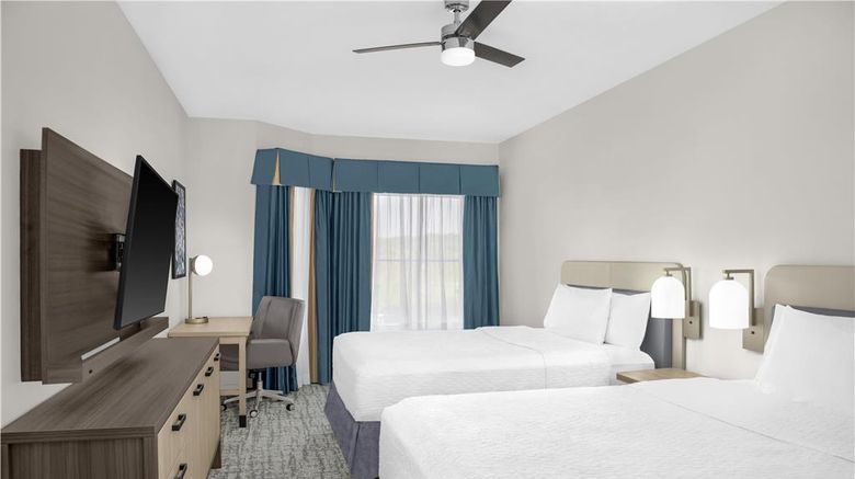 <b>Homewood Suites by Hilton Fayetteville Room</b>. Images powered by <a href="https://iceportal.shijigroup.com/" title="IcePortal" target="_blank">IcePortal</a>.