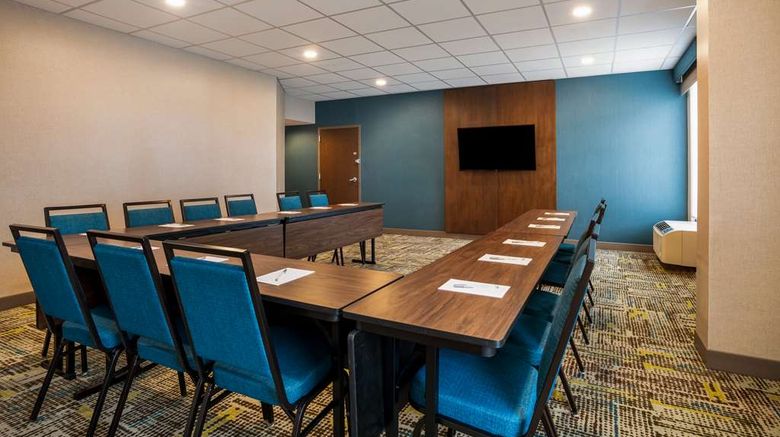 <b>Hampton Inn Gadsden Meeting</b>. Images powered by <a href="https://iceportal.shijigroup.com/" title="IcePortal" target="_blank">IcePortal</a>.